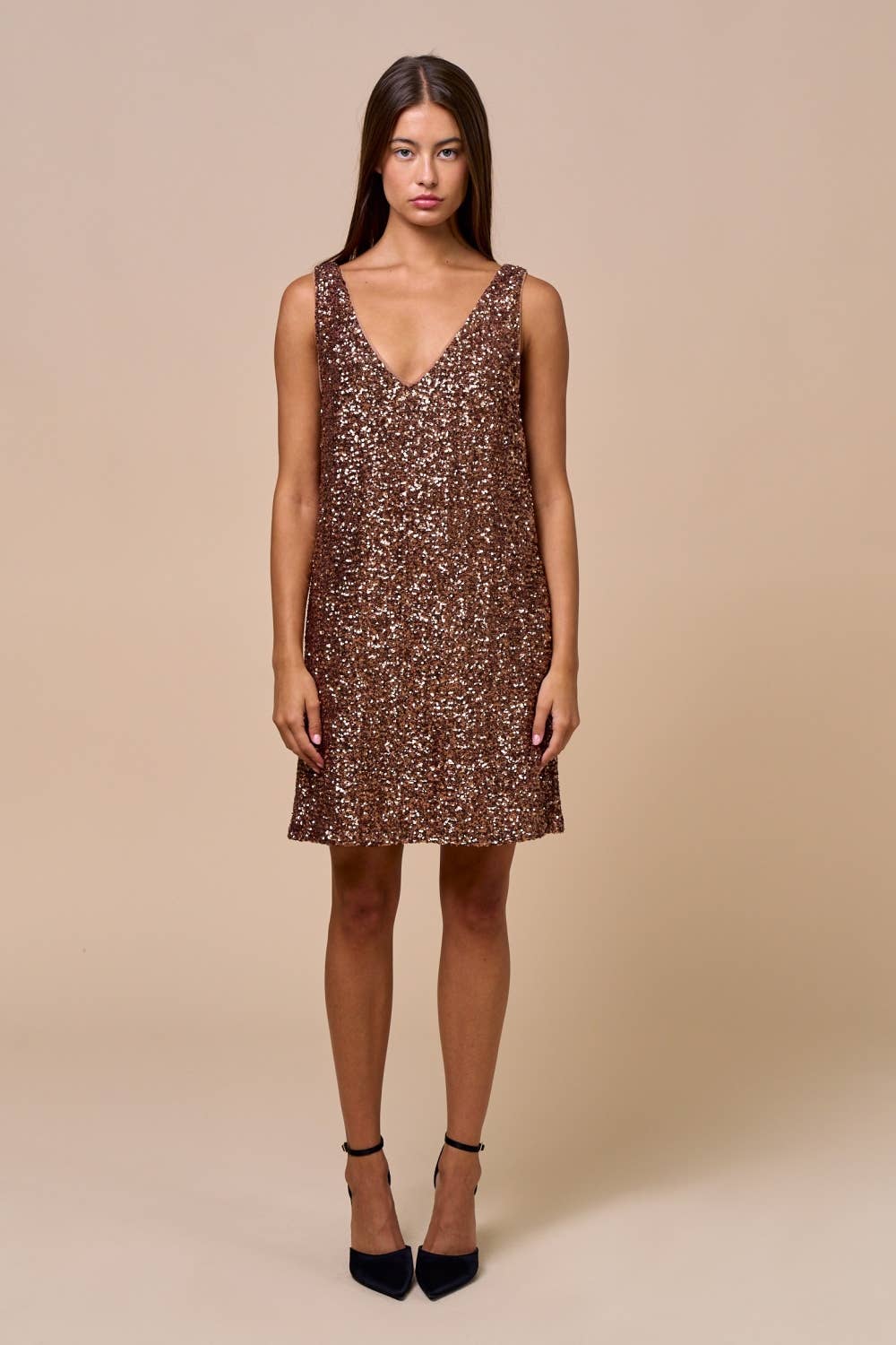 ILD6439 Sequin Bow-Back Dress