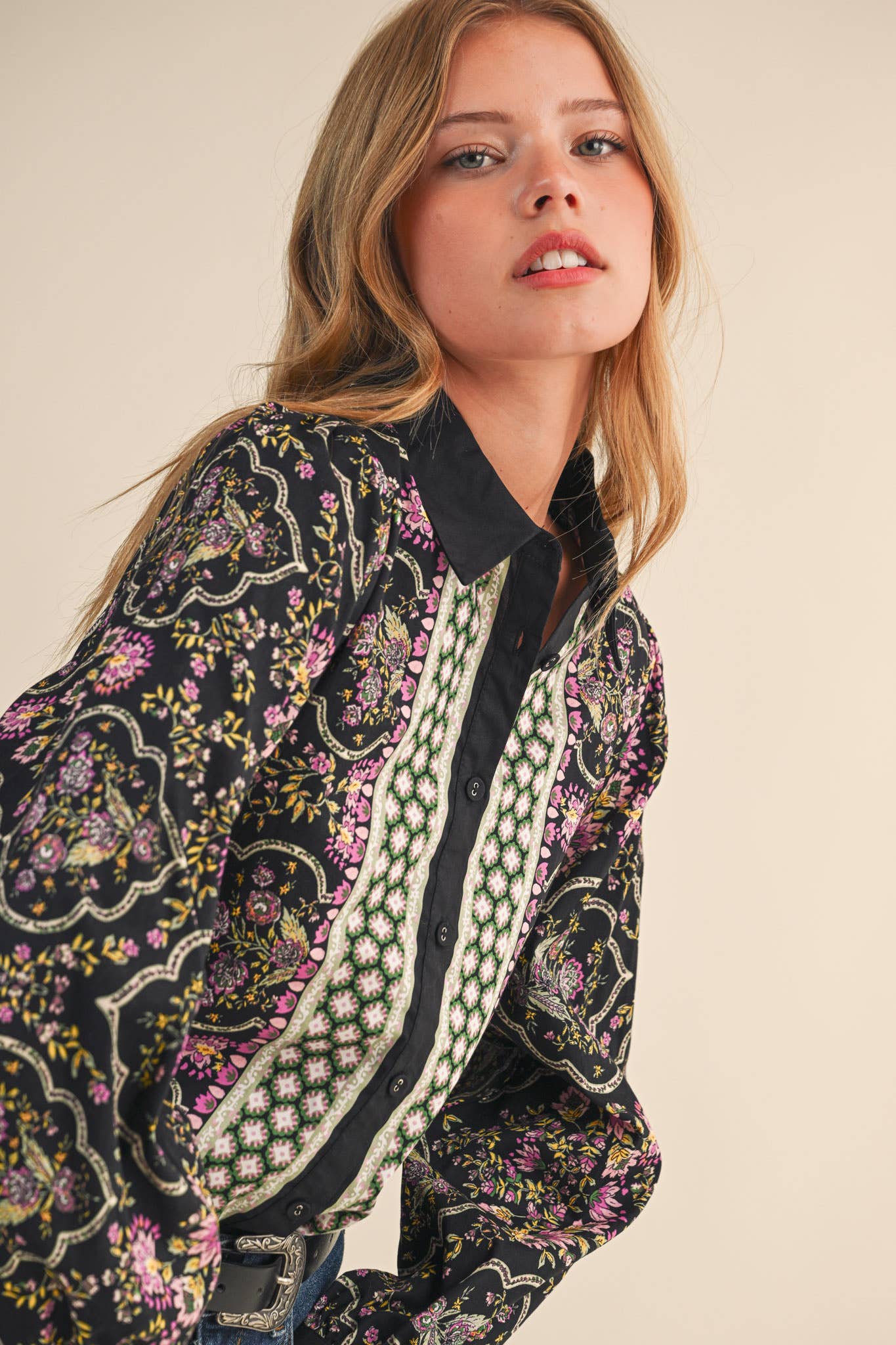 EXCLUSIVE FLORAL BORDER PRINT BUTTON UP TOP MTP4126