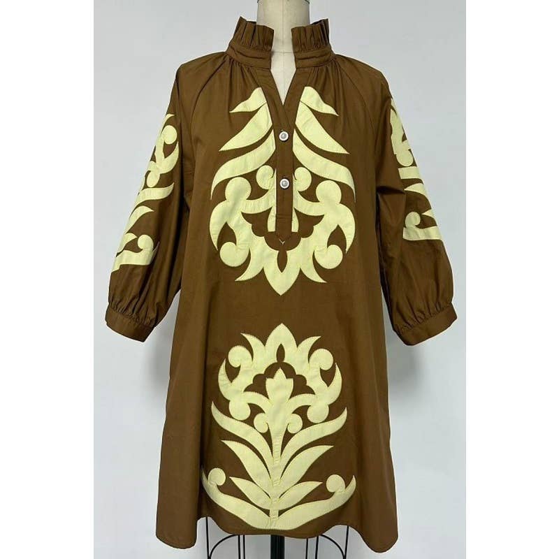 NEW floral applique shift dress