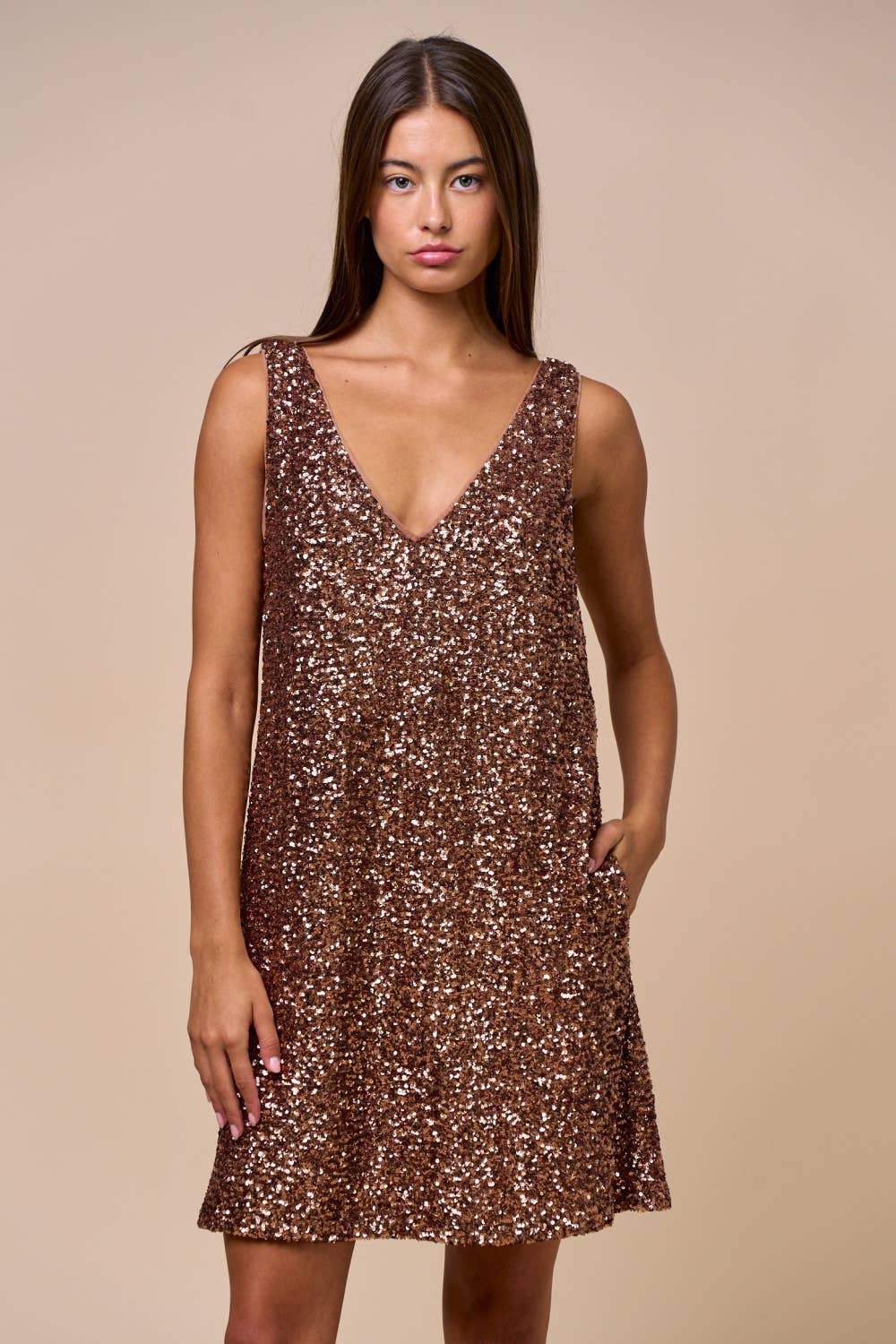 ILD6439 Sequin Bow-Back Dress