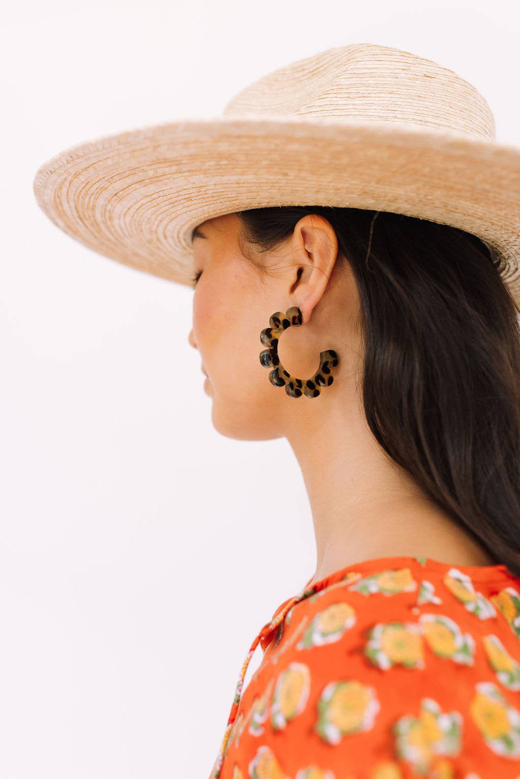 Tortoise Flower Outline Hoops