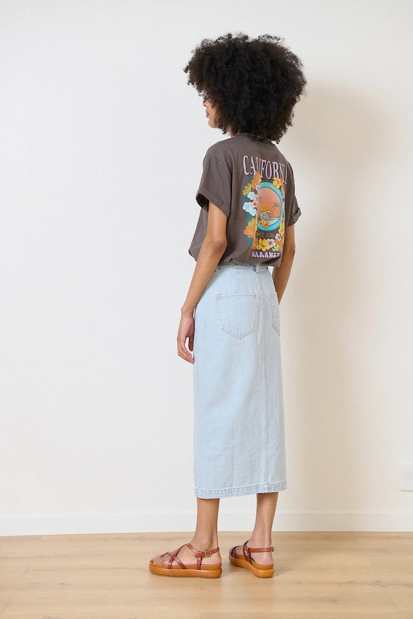 Denim midi skirt with slit - VAQUITA