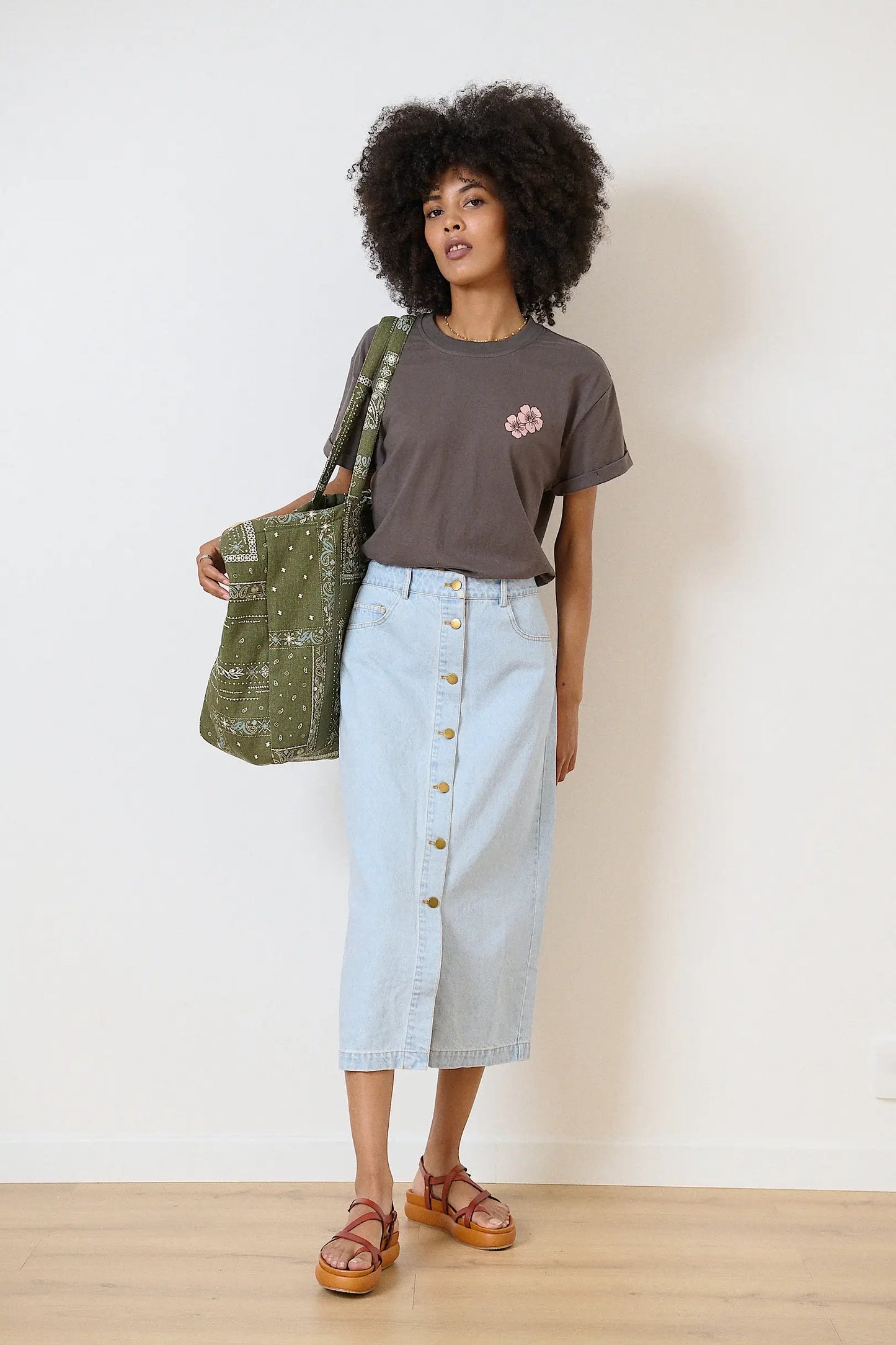 Denim midi skirt with slit - VAQUITA