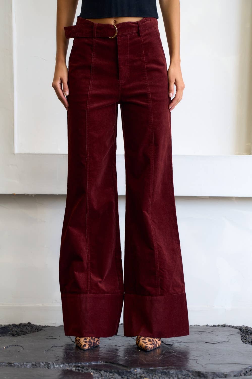 ILP5243-1 Corduroy Straight-Leg Pants