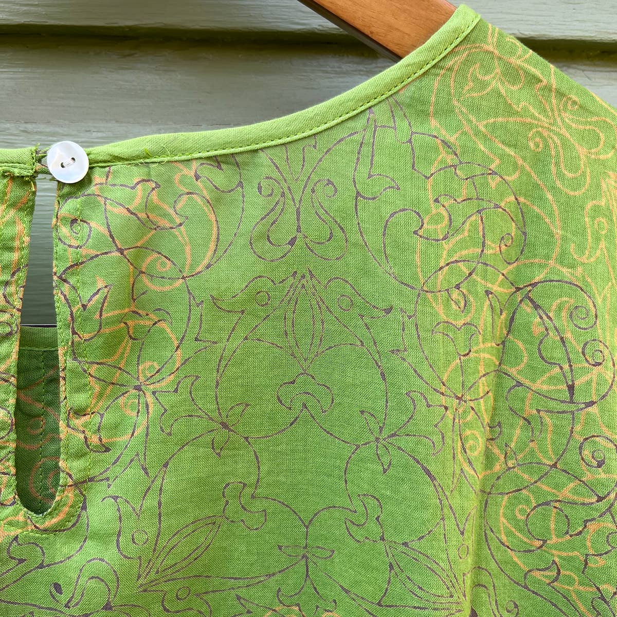 Moet Top Circles Green