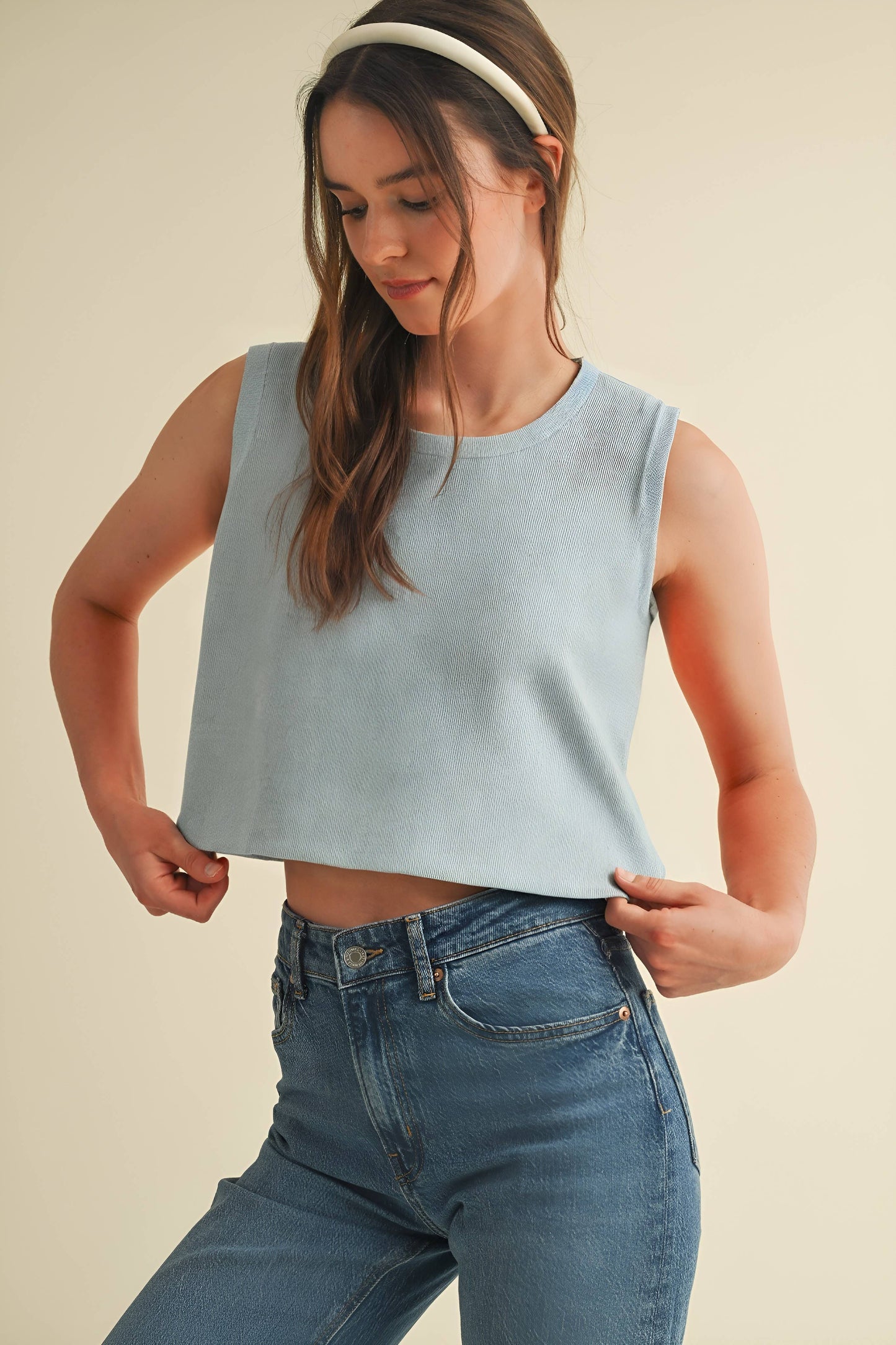 CSW17339 - BACK BOW TIE SLEEVELESS TOP