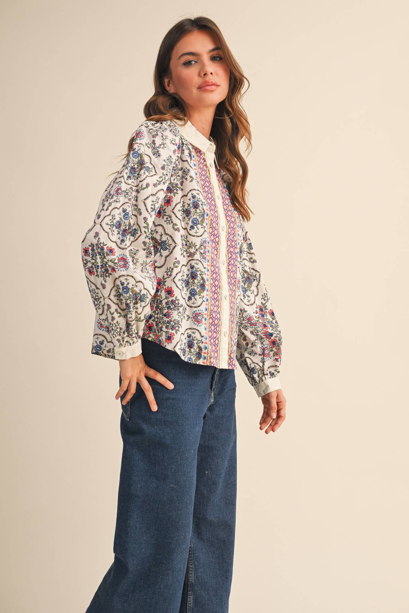 EXCLUSIVE FLORAL BORDER PRINT BUTTON UP TOP MTP4126