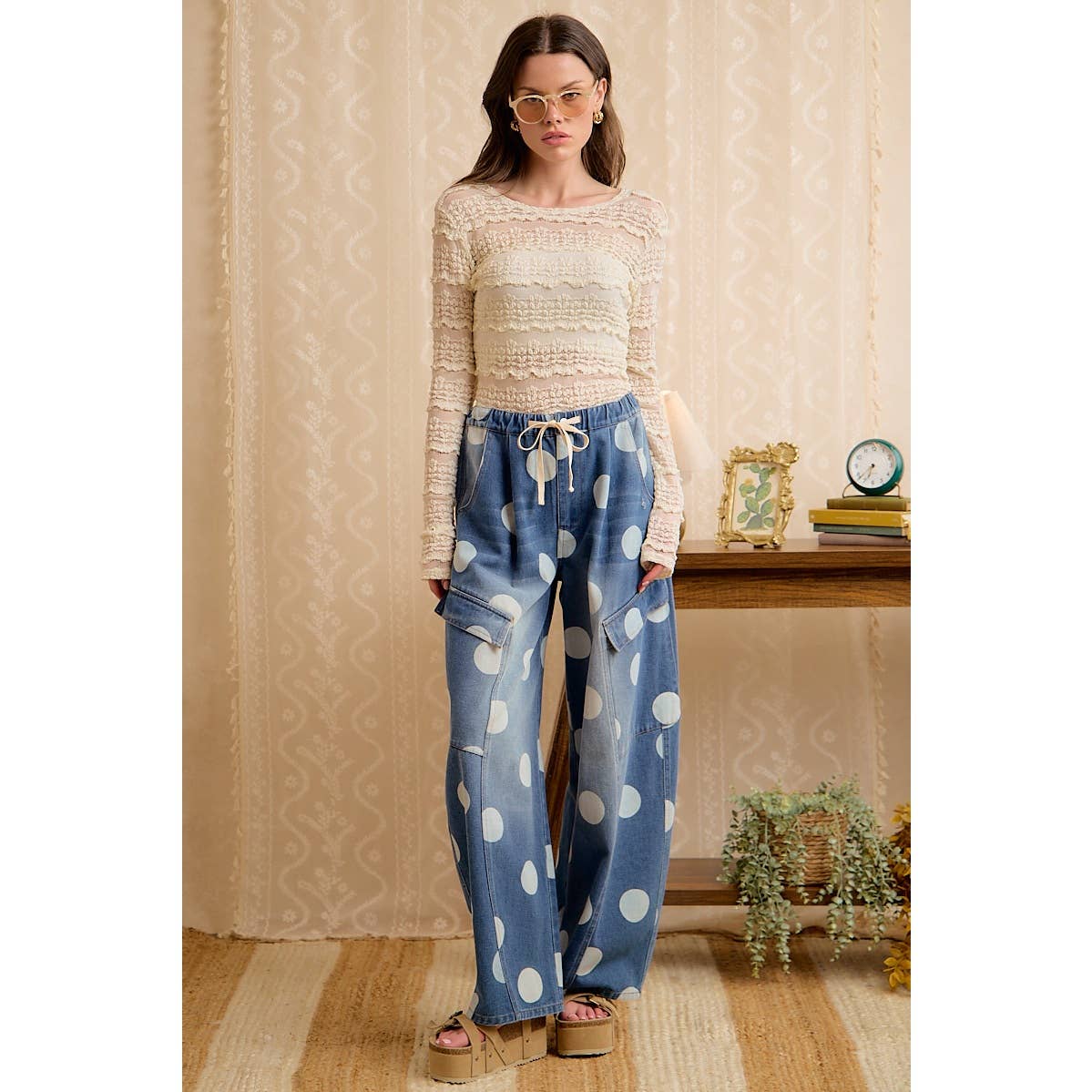 WASHED POLKA DOT DENIM BARREL PANTS WITH CARGO POCKETS
