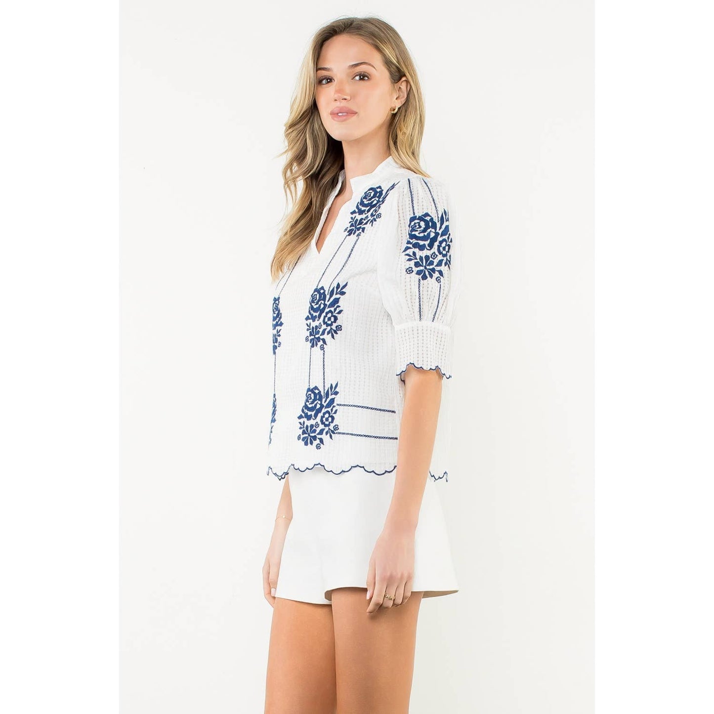 Embroidered Puff Sleeve V-Neck Top