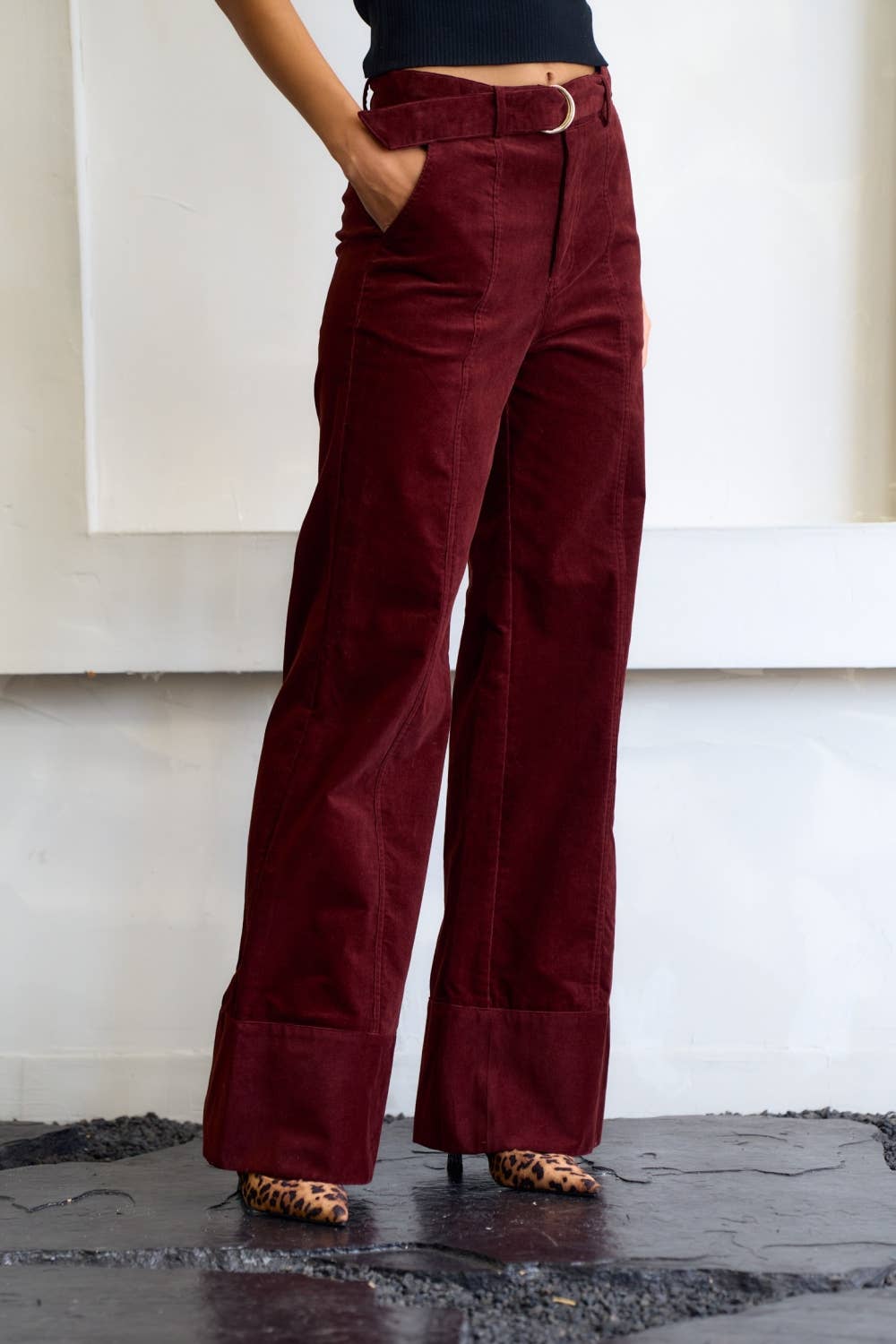 ILP5243-1 Corduroy Straight-Leg Pants
