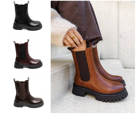 Women's Flat Chunky Classic Chelsea Pull On Ankle Boots