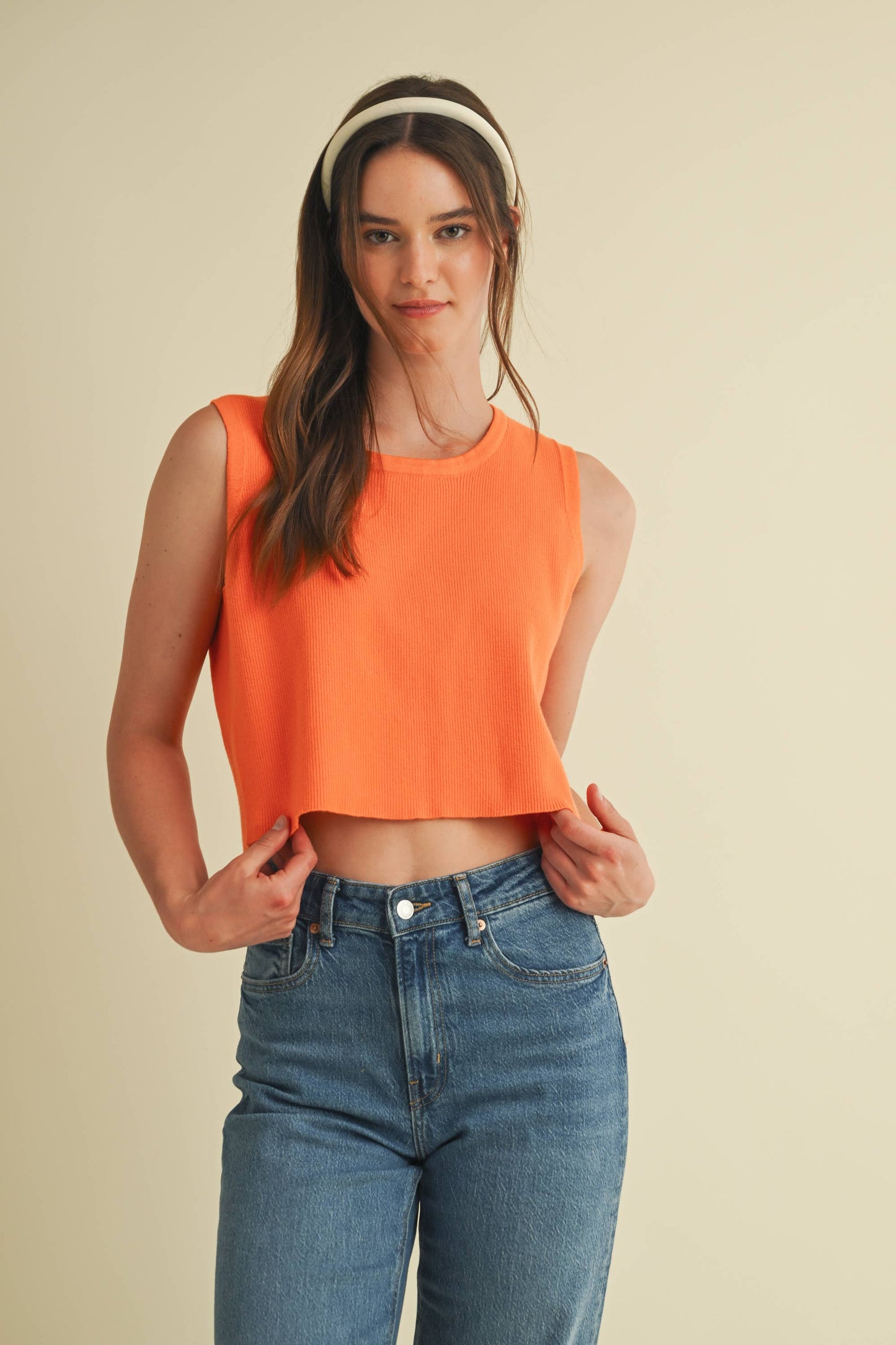 CSW17339 - BACK BOW TIE SLEEVELESS TOP