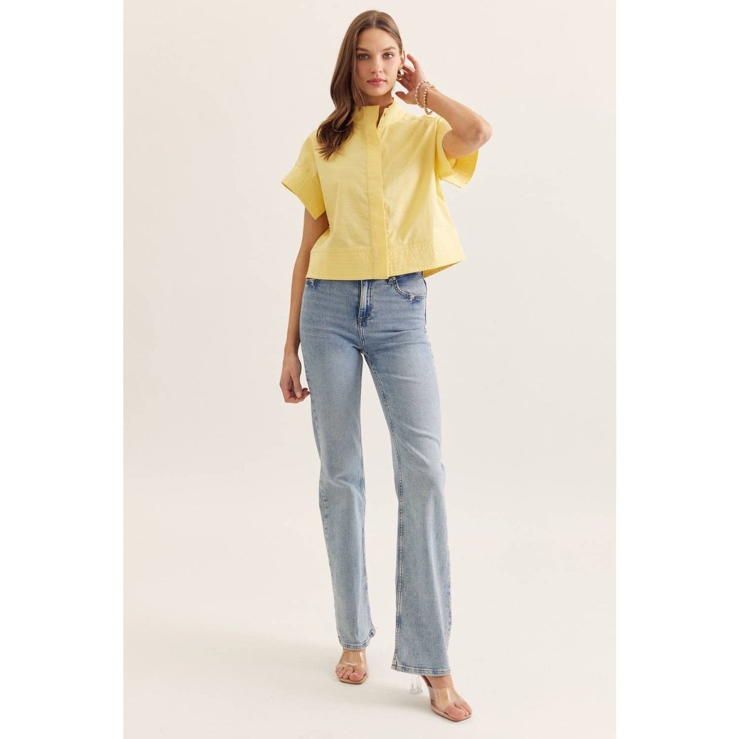 Solid short sleeve stand collar top