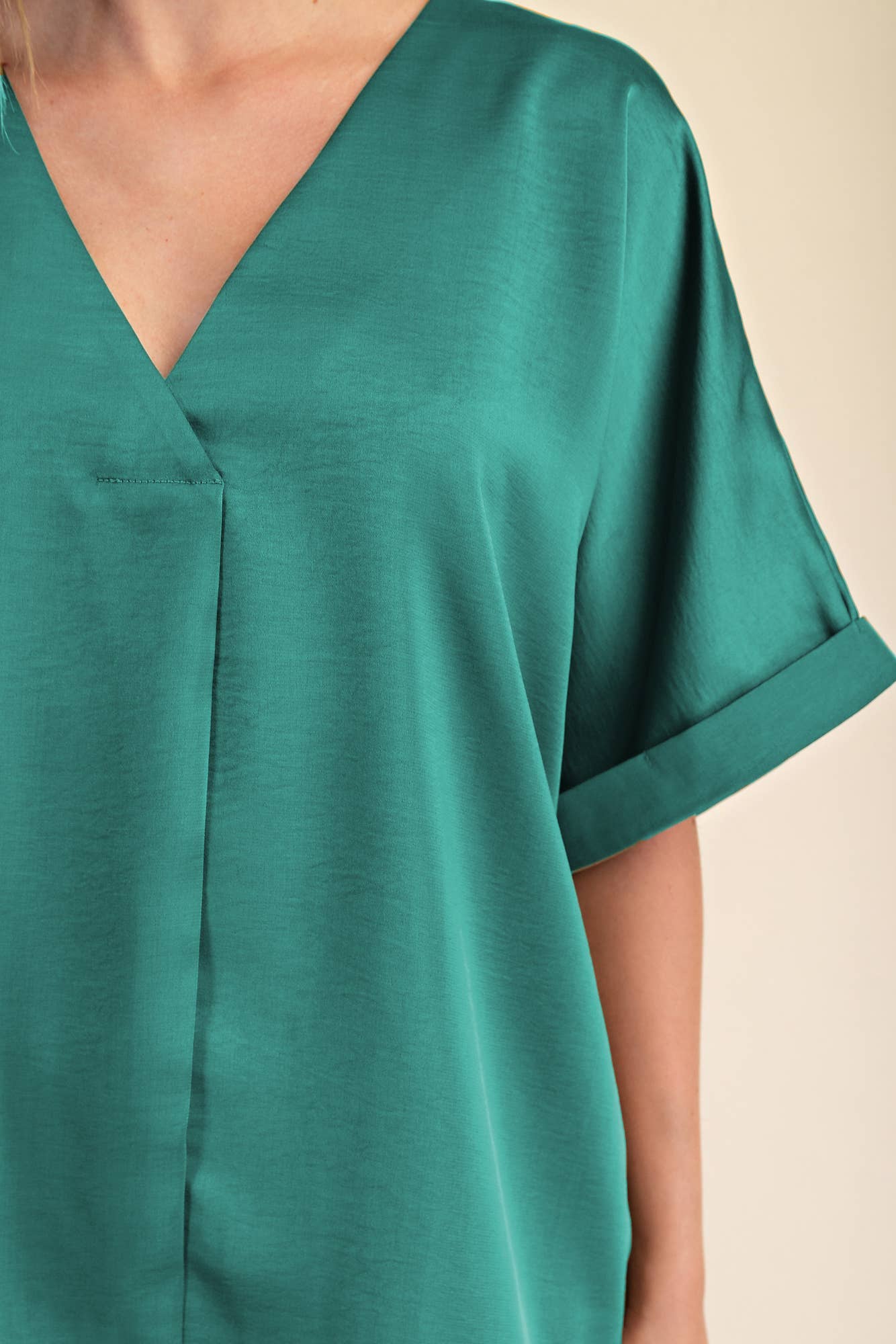 Pull Over Satin Blouse V-neck High Low