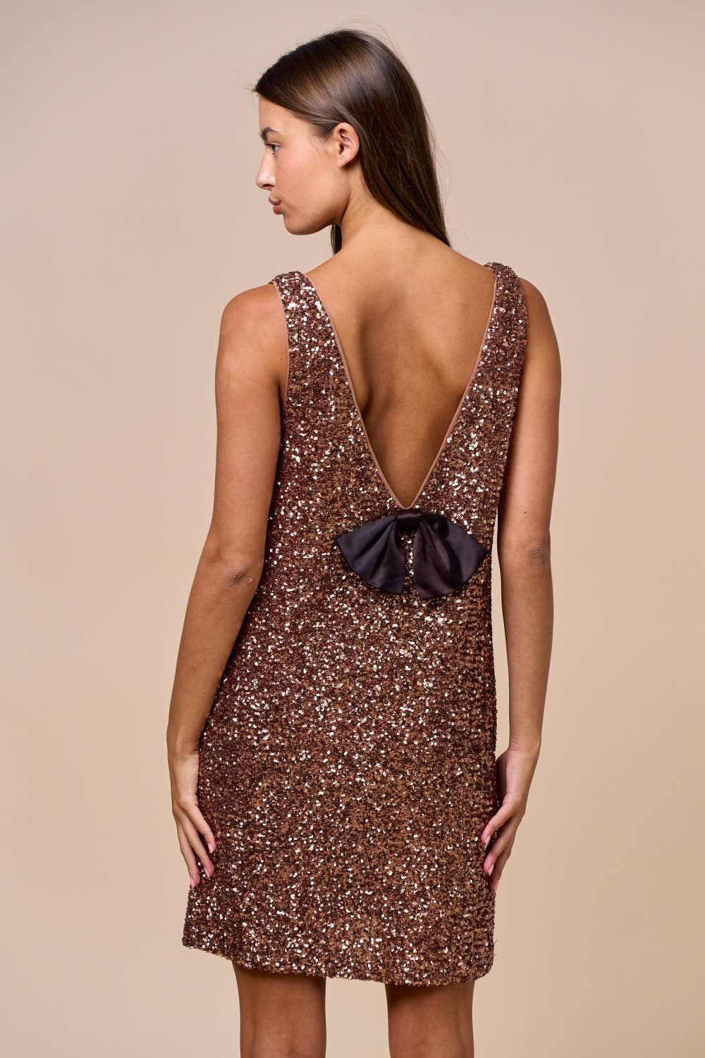 ILD6439 Sequin Bow-Back Dress
