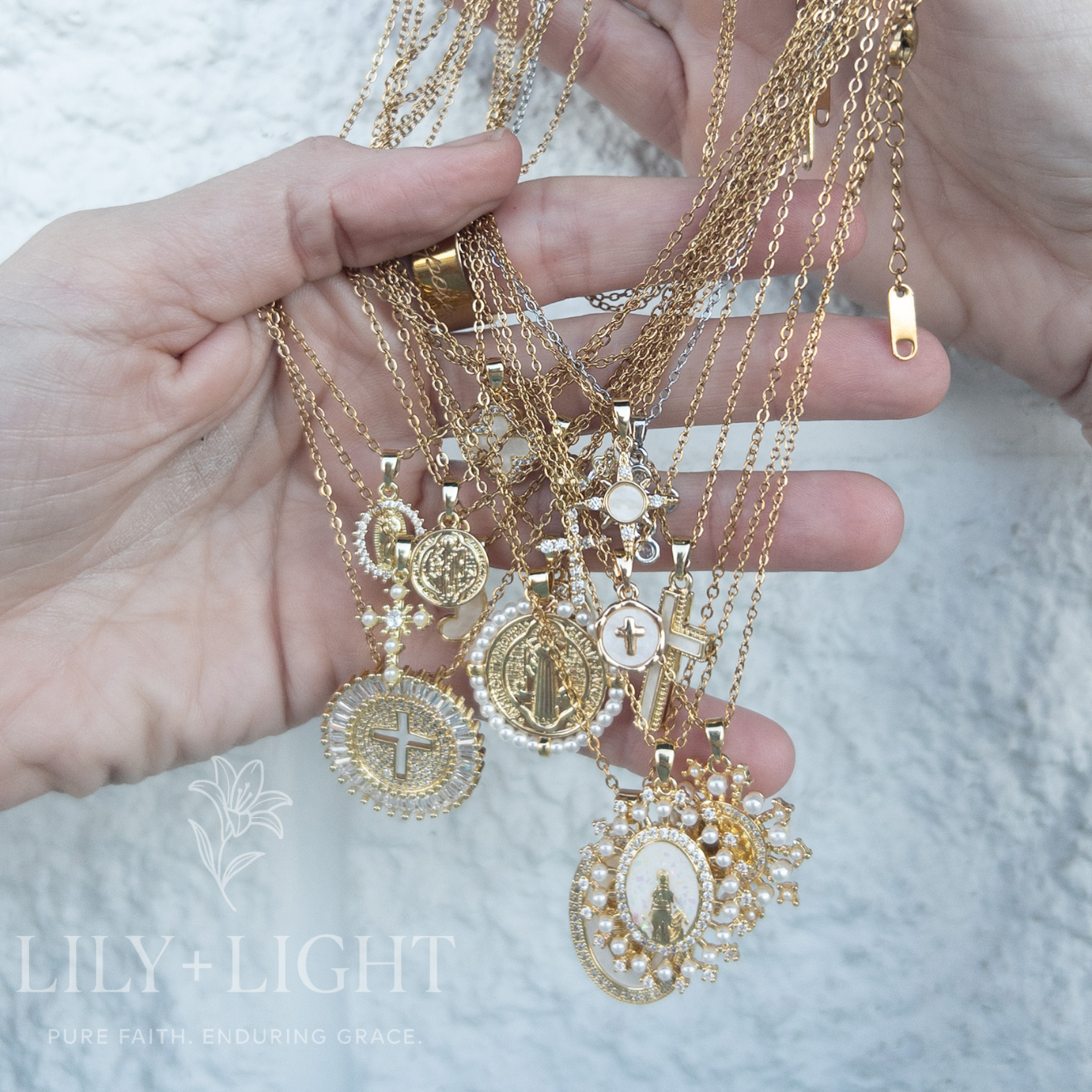 Light Necklace, Gold