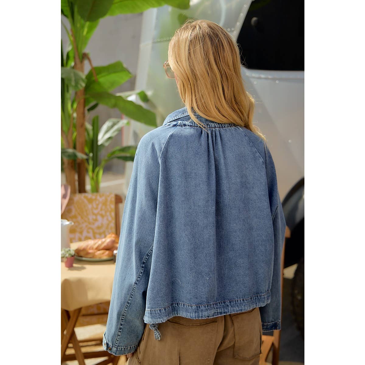 LIGHTWEIGHT WASHED DENIM DRAWSTRING HEM JACKET