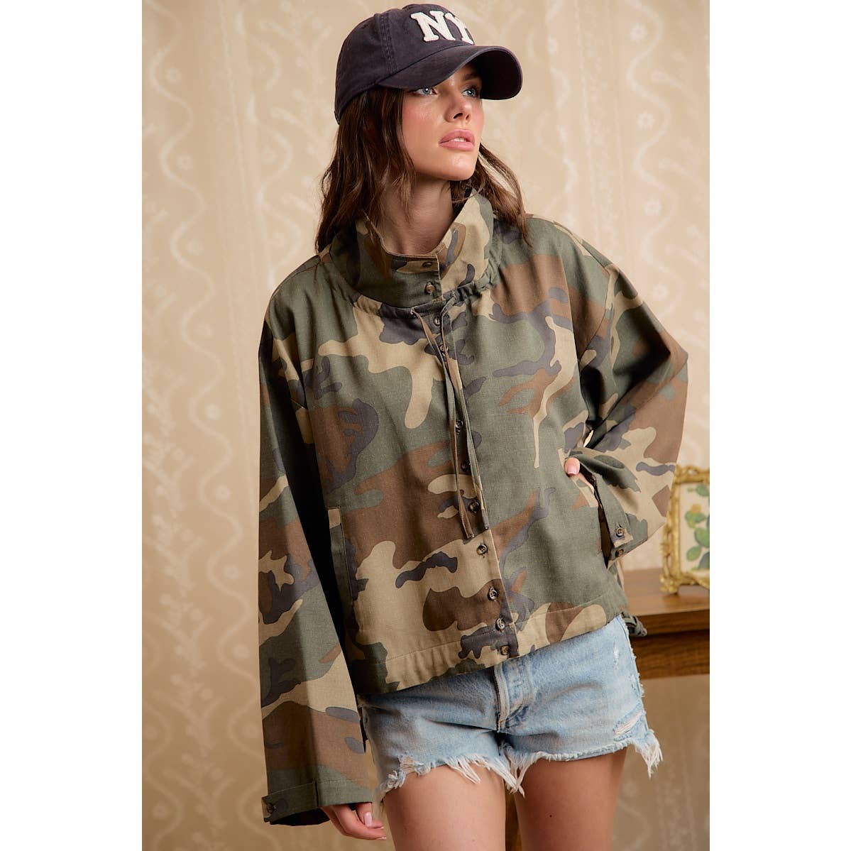 PRINTED HOODED WINDBREAKER JACKET TOP