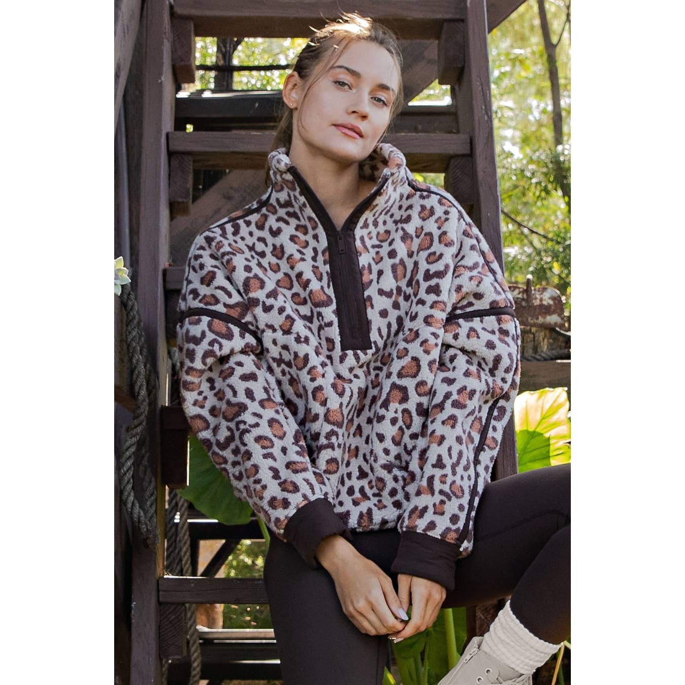ANIMAL PRINTED SHERPA QUARTER ZIP JACKET