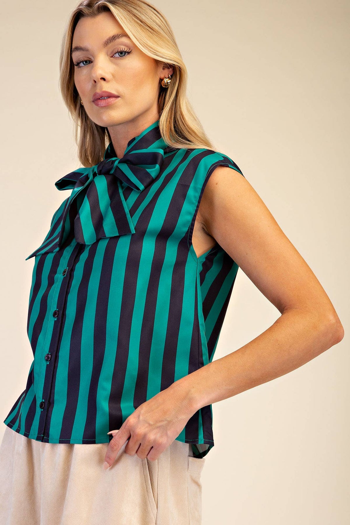 Bow Neck Sleeveless Stripe Shirt