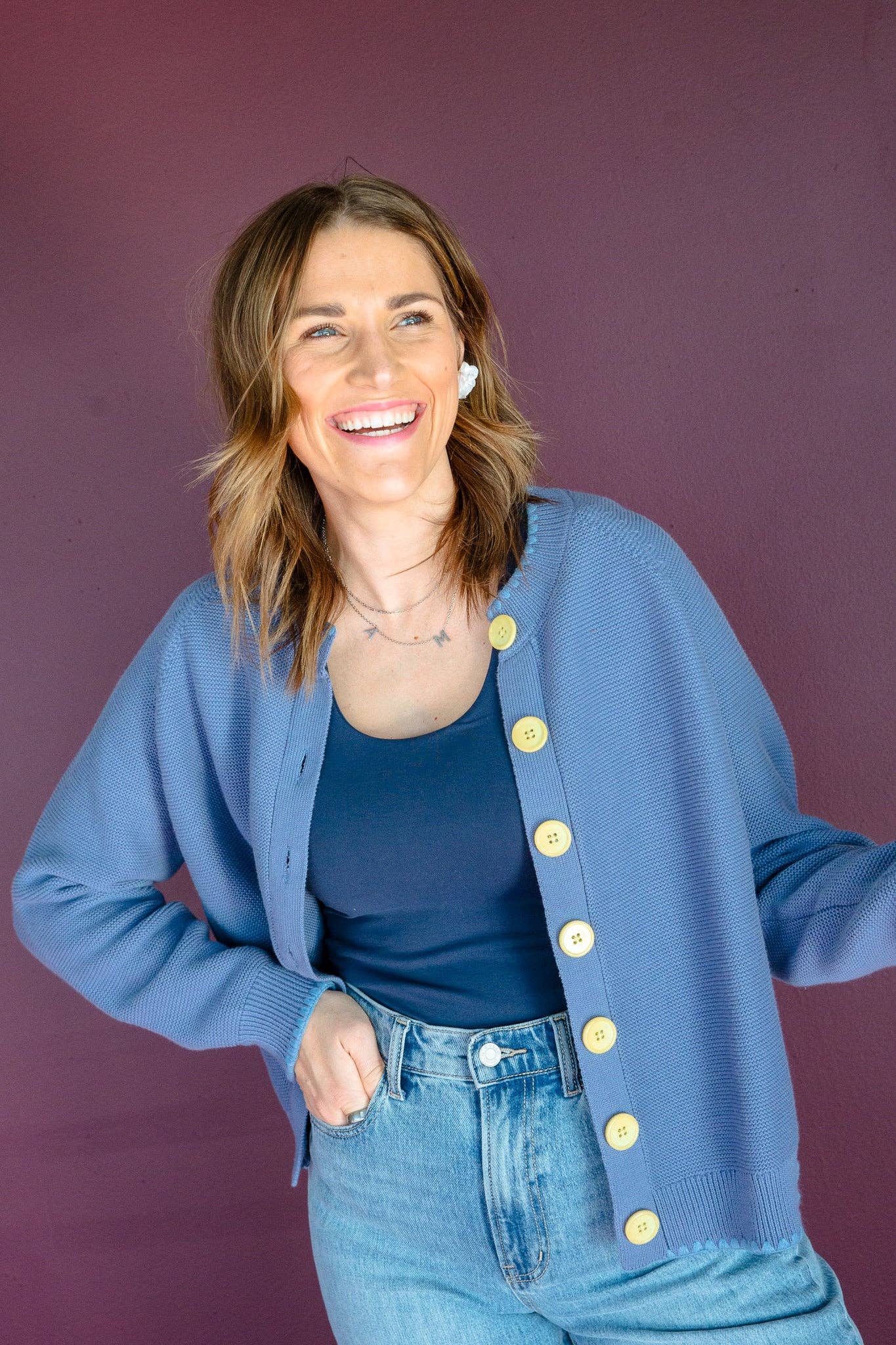 [Ellevate Basics] Contrast Button Front Cardigan