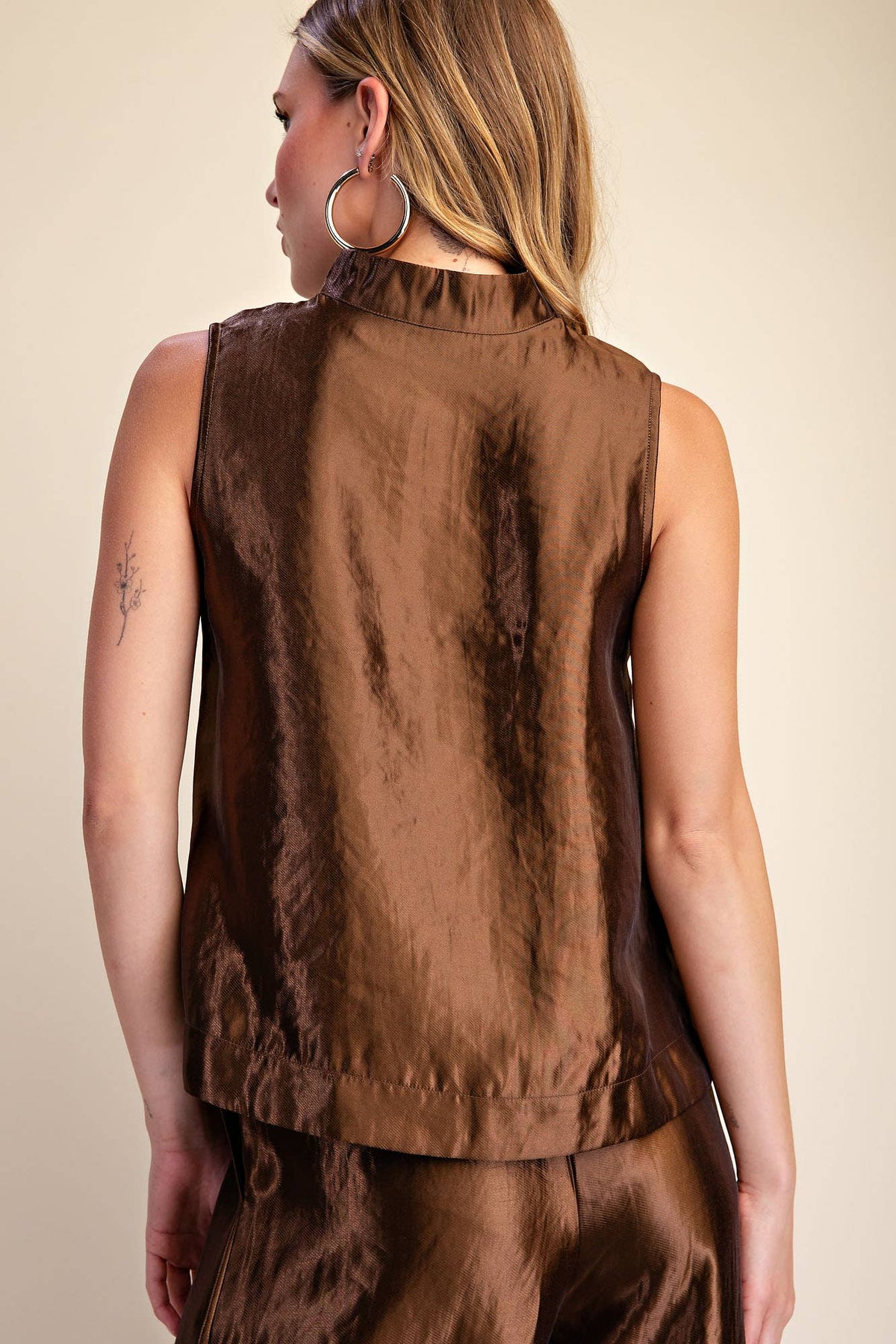 Stand Collar Slit V-Neck Sleeveless Top