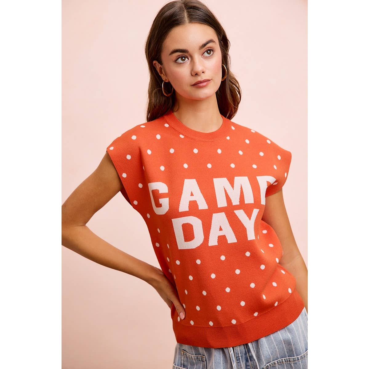 GAMEDAY LETTER AND POLKA DOTS SLEEVELESS KNIT TOP