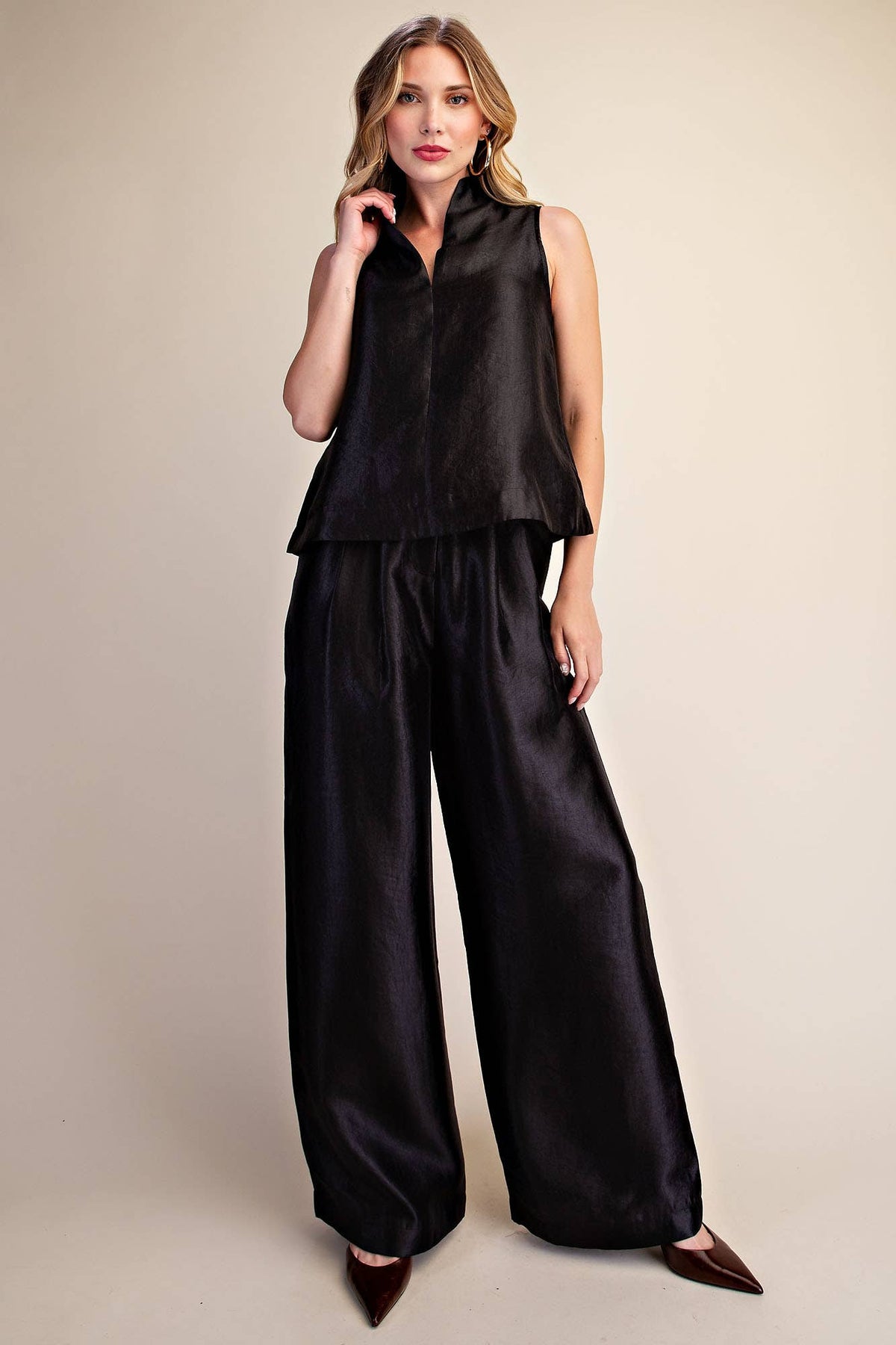 Stand Collar Slit V-Neck Sleeveless Top
