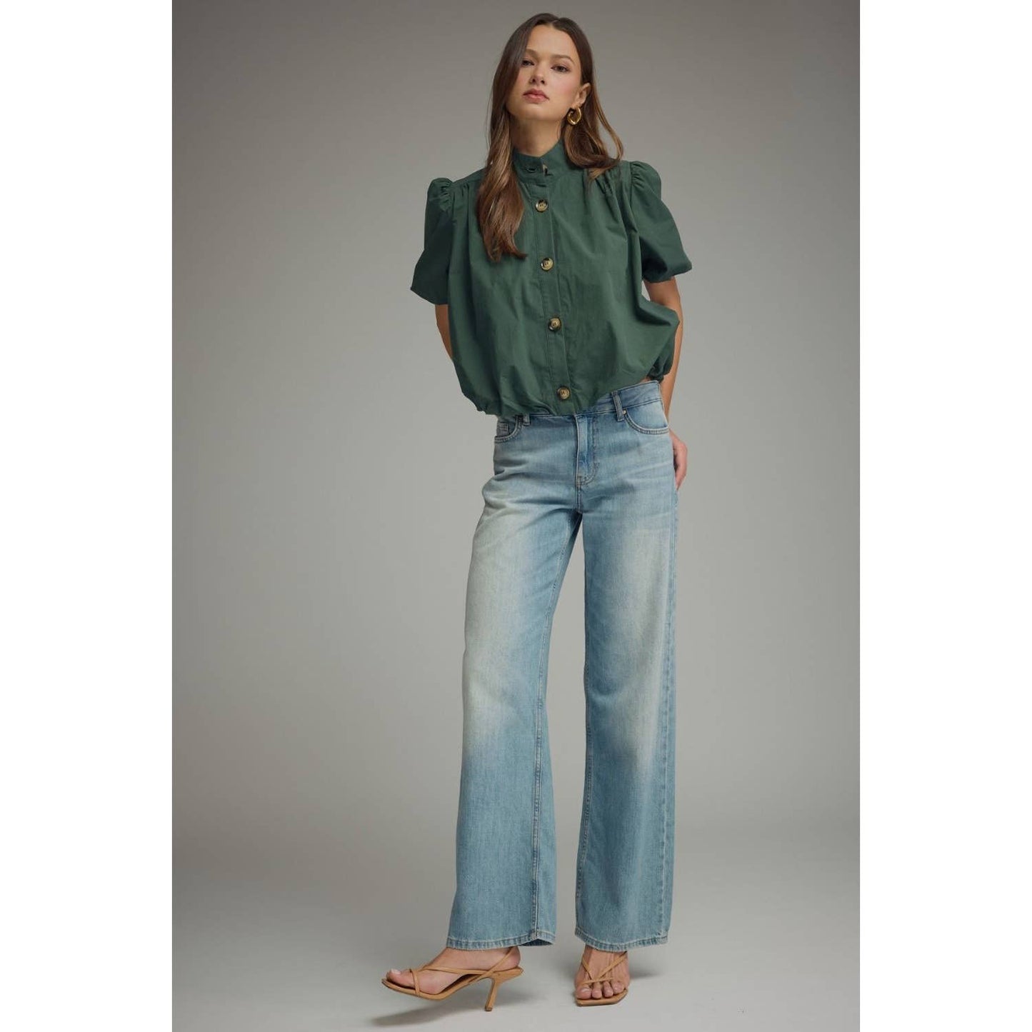 NEW Solid short puff sleeve top