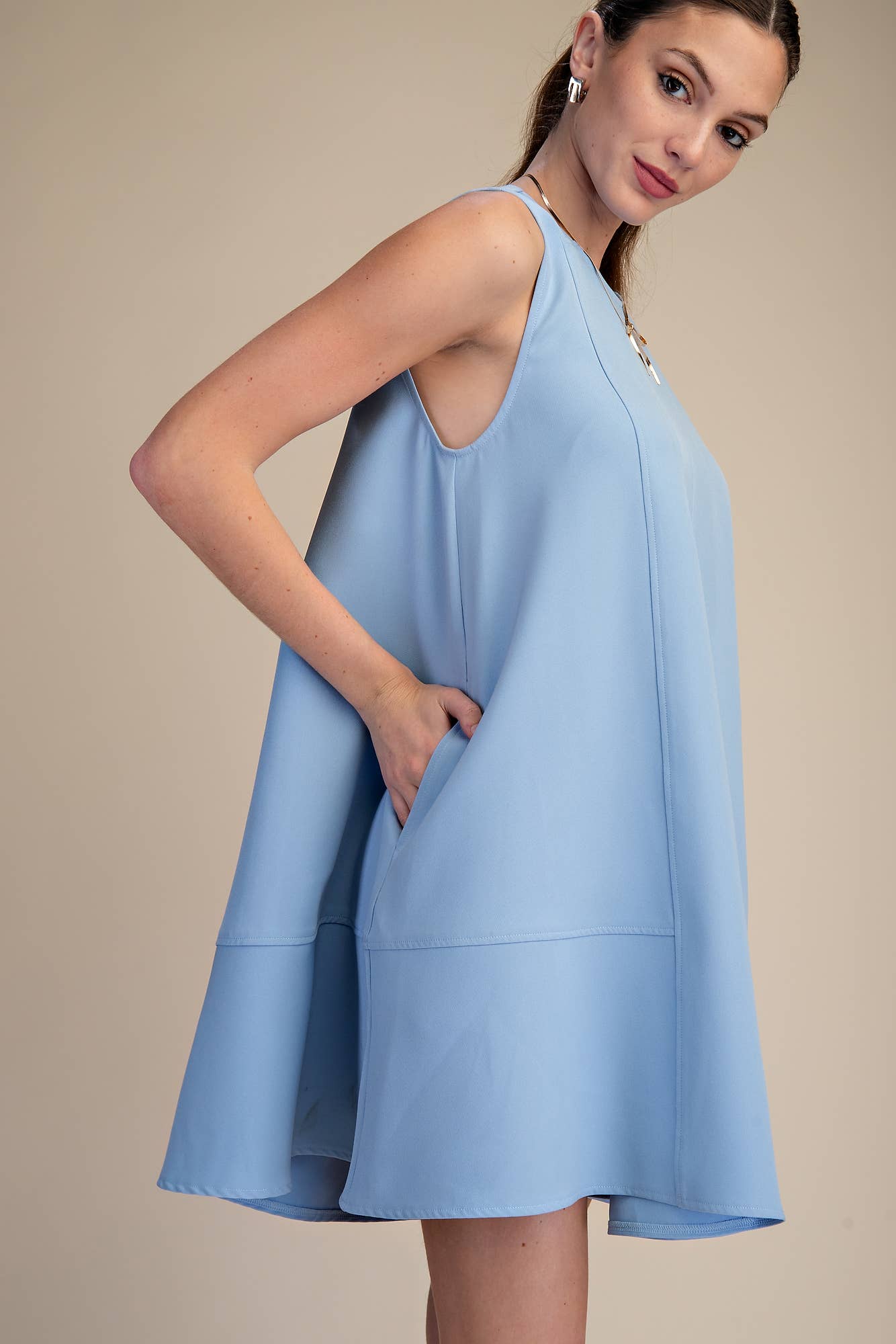 Round Neck Sleeveless Pleated Mini Dress