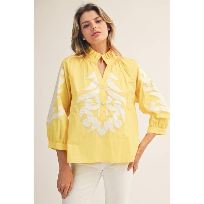 NEW Baroque applique detail top