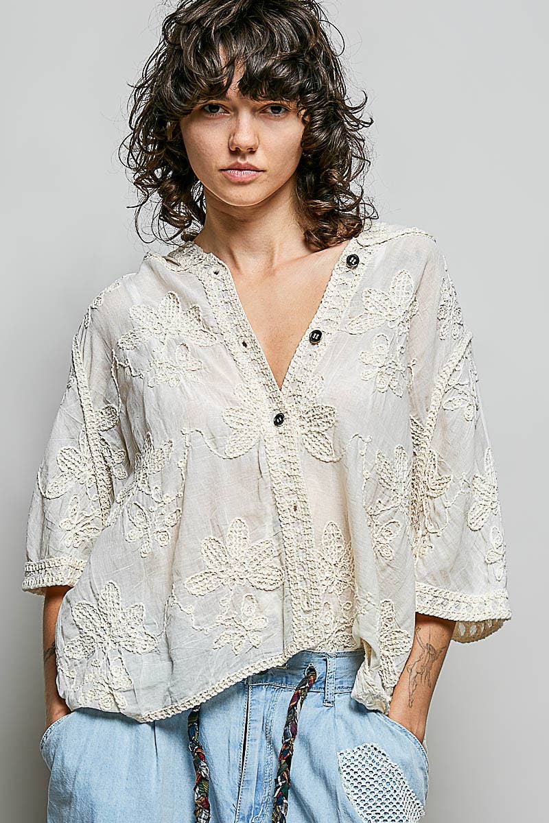 Short Sleeve Border Floral Embroidery Crochet Top