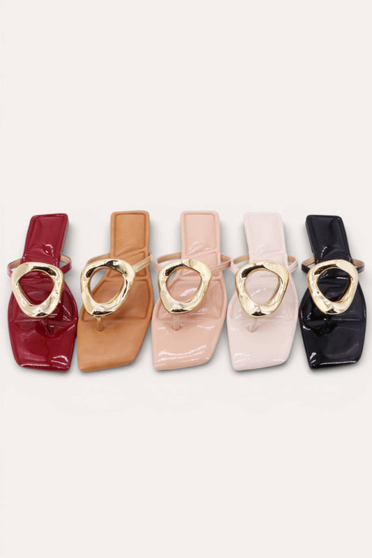 TOKYO-01 SQUARE TOE THONG SANDAL WITH METAL RING DETAILED