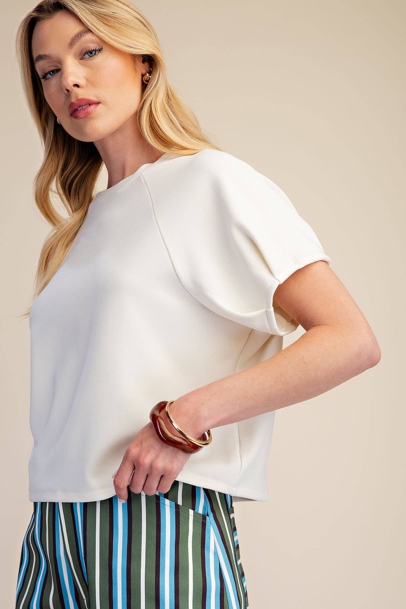 Round Neck Puff Short Sleeve Pullover Top