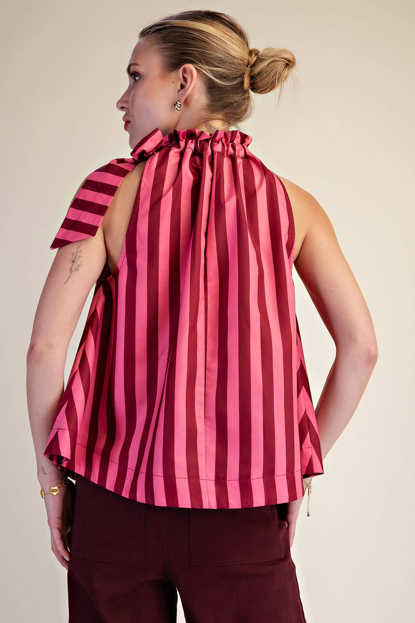 Ruffle Neck Tie Sleeveless Stripe Top