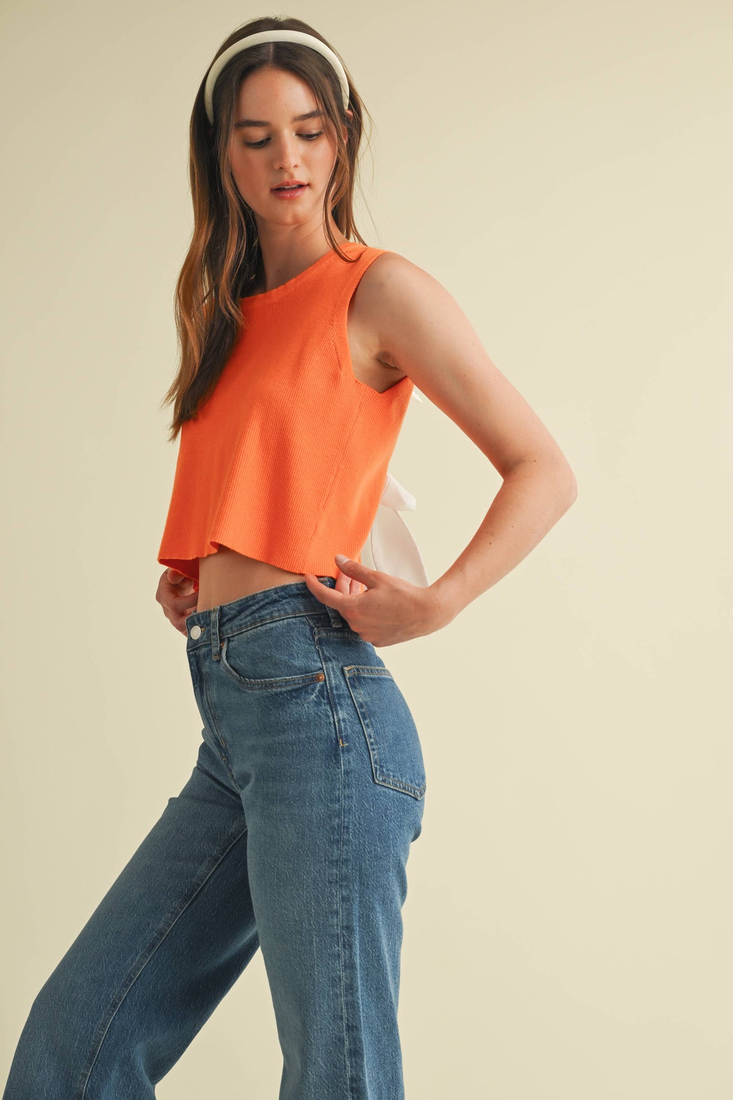 CSW17339 - BACK BOW TIE SLEEVELESS TOP