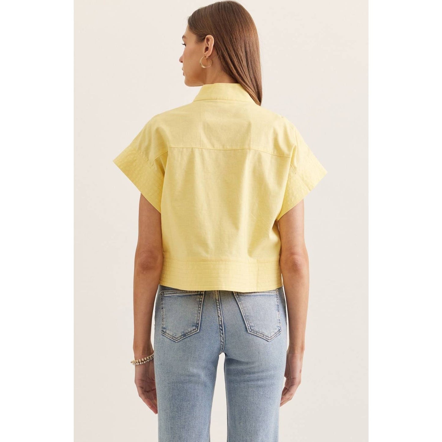 Solid short sleeve stand collar top