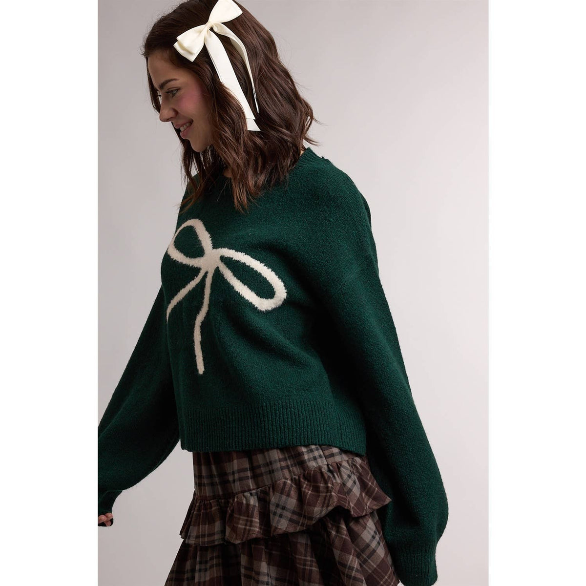 OVERSIZED HOLIDAY BOW KNIT GRAPHIC SWEATER / WL26-13463