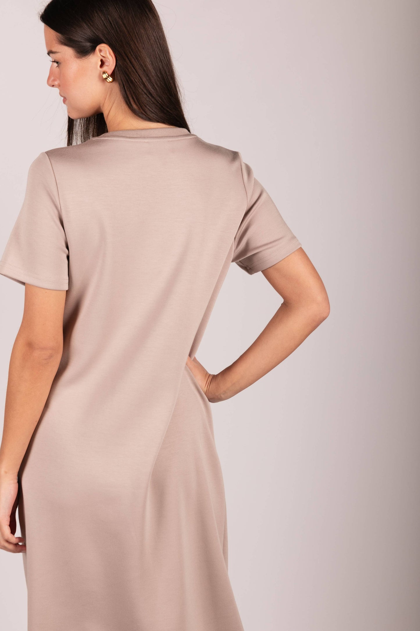 P. CILL Butter Modal Short Sleeve Contrast Rib Neckband Midi