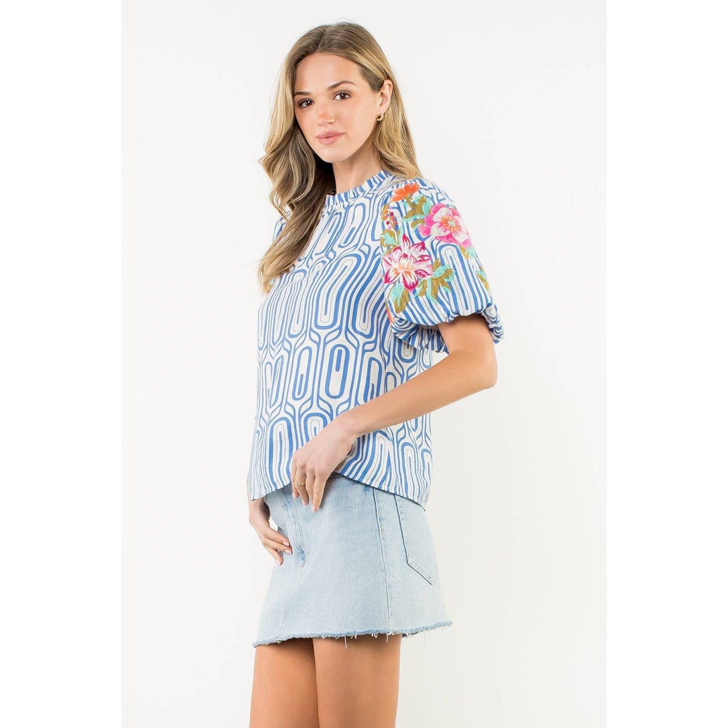 Flower Embroidered Puff Sleeve Print Top