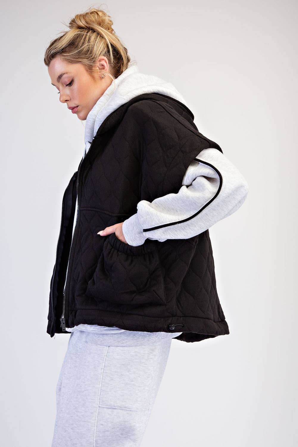 BUBBLE QUILT CINCH HOODIE VEST