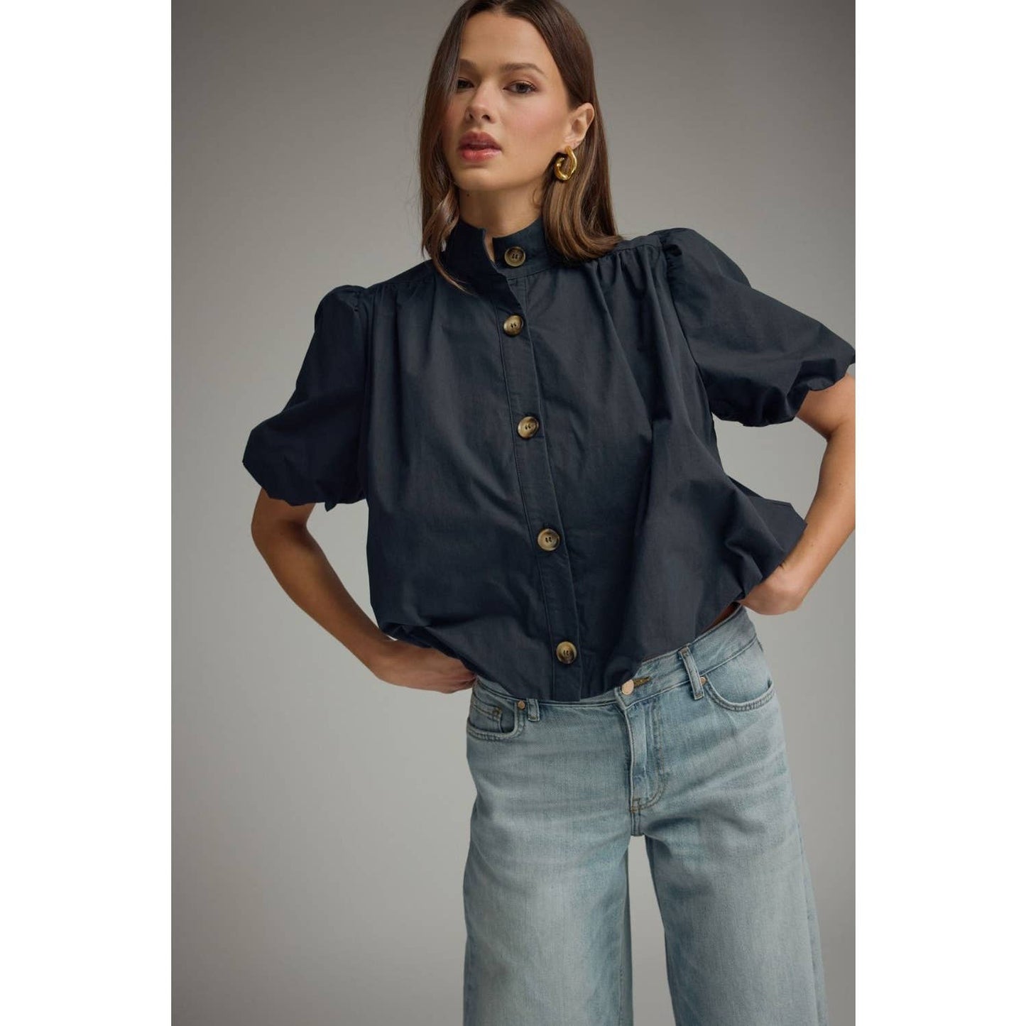 NEW Solid short puff sleeve top