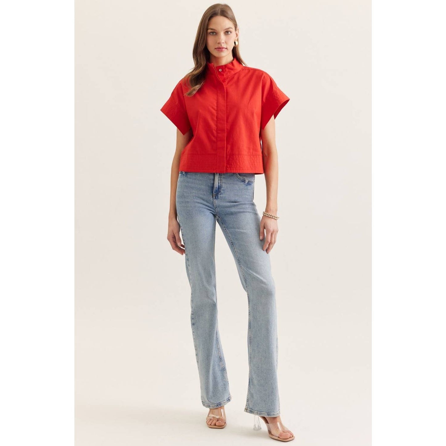 Solid short sleeve stand collar top