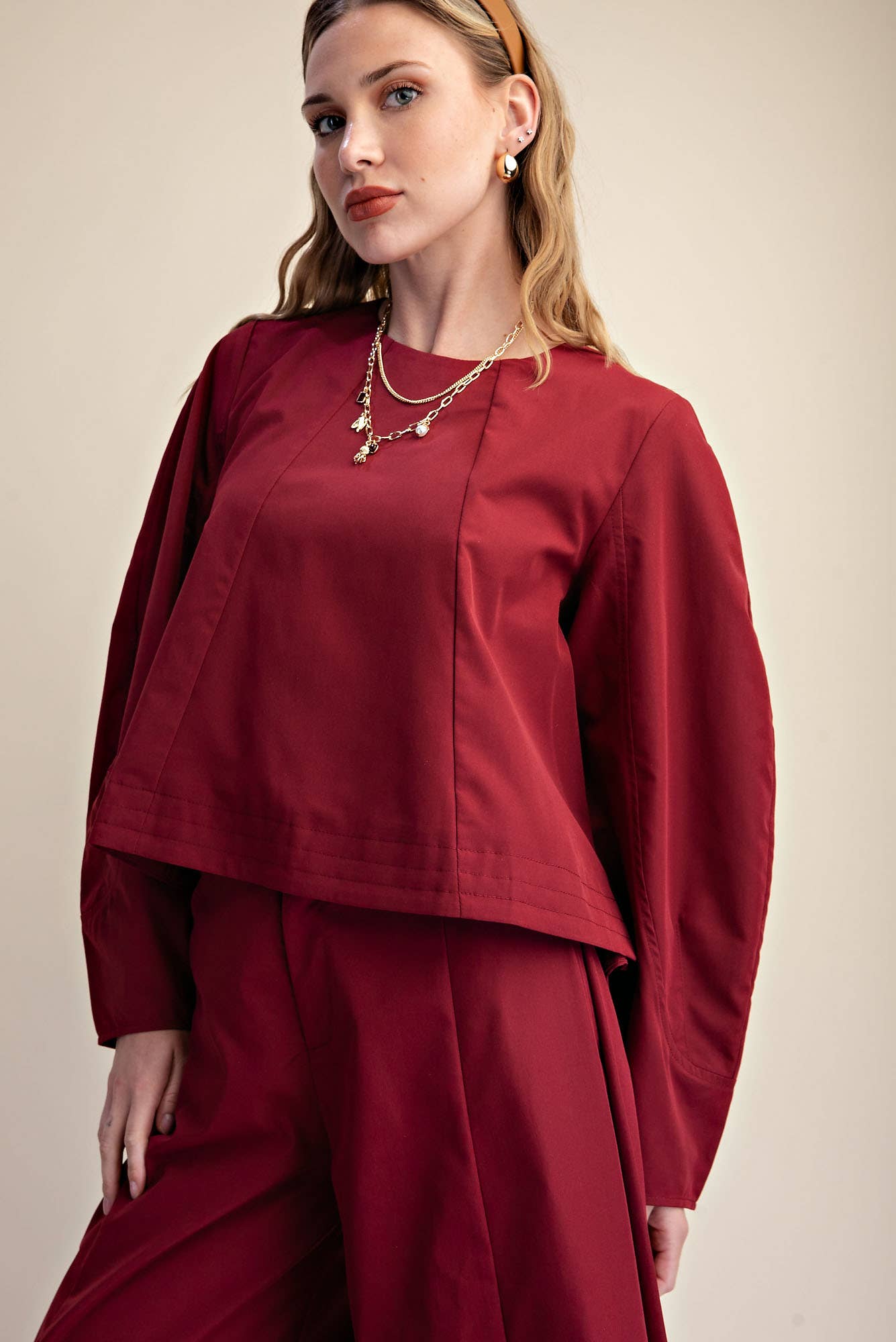 Volume Sleeve Crop Shirt Stitches Detail on Bottom Hem