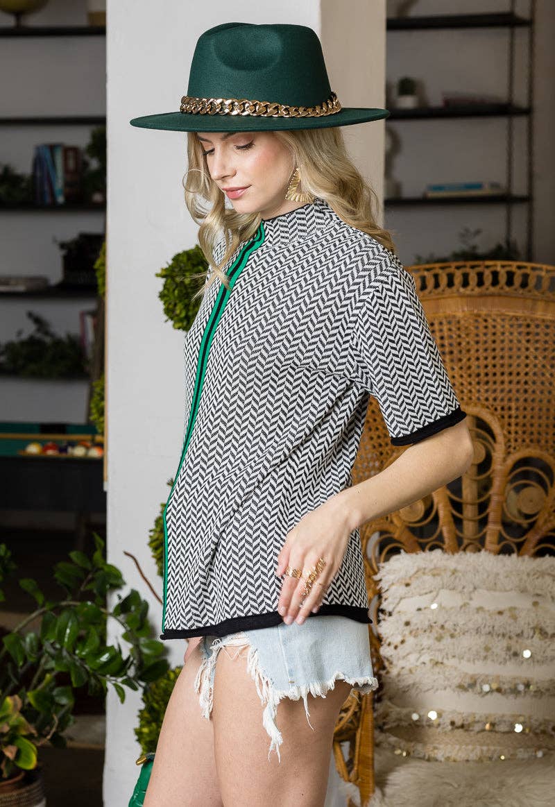 Print Short Sleeve Top with Stripe Contrast