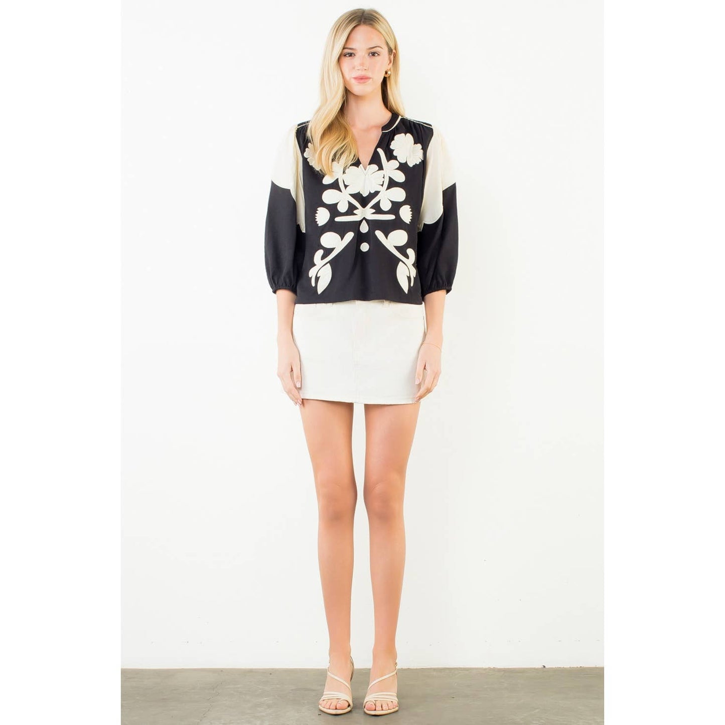 Long Sleeve Pattern Detail Top