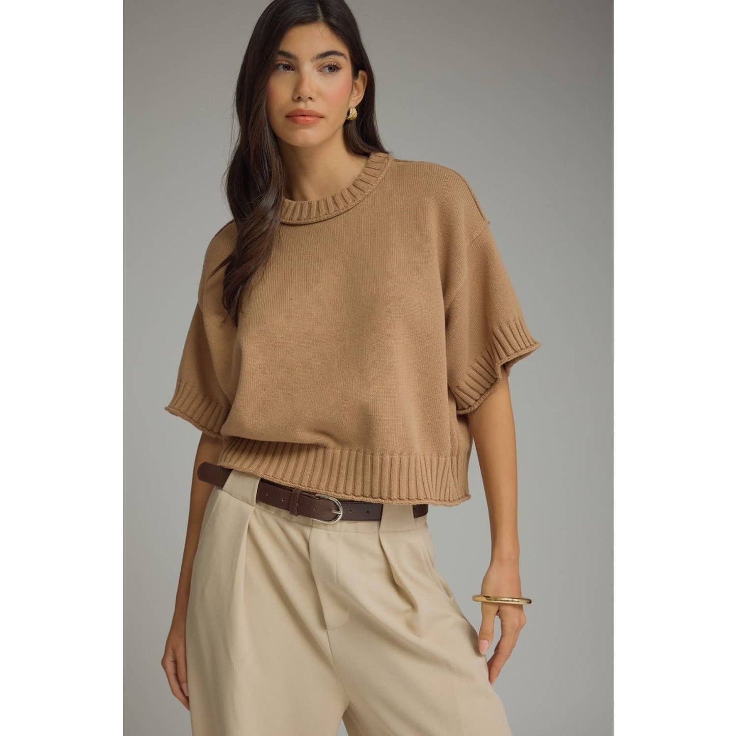 NEW Solid short sleeve knit top