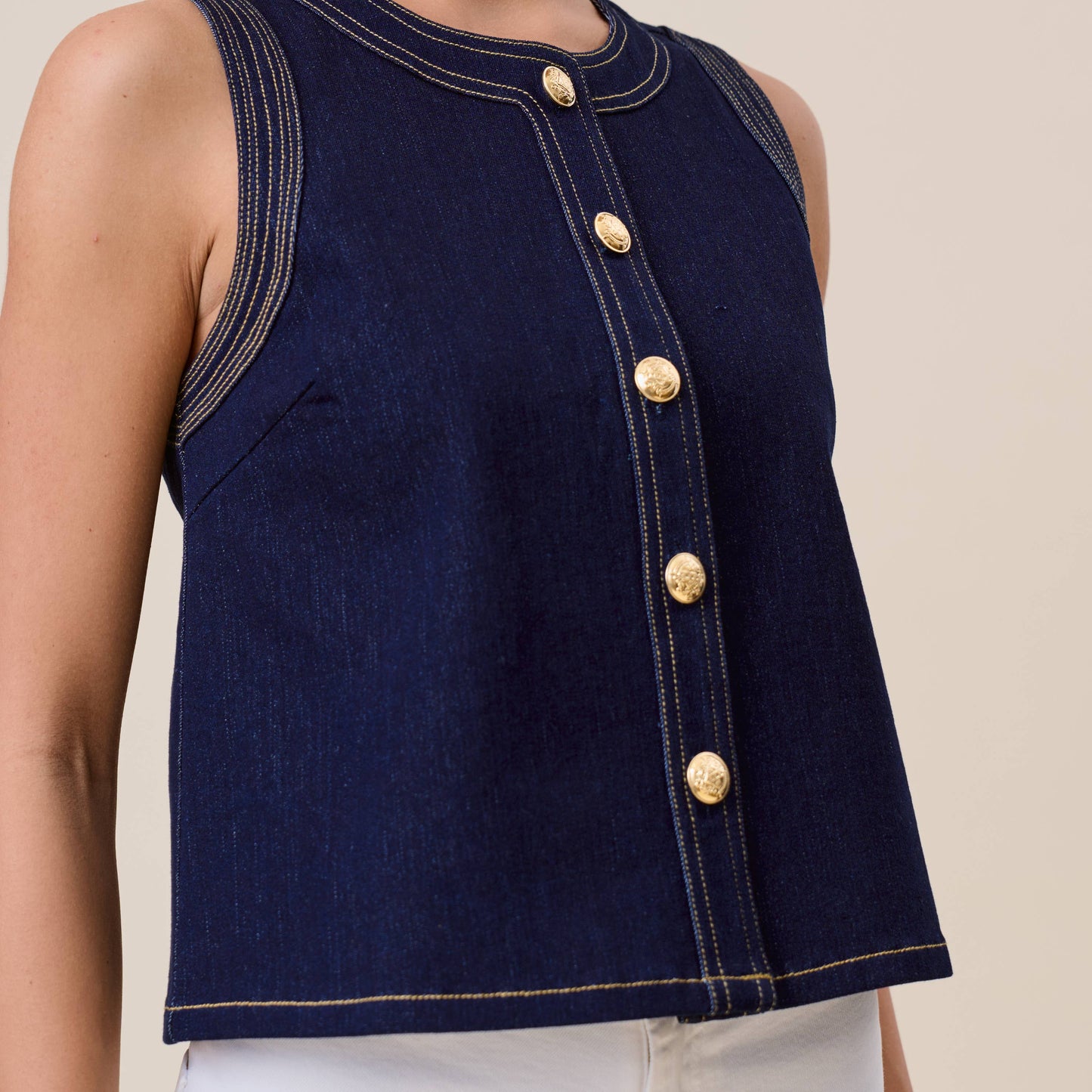 AT3044 Button stretch denim top