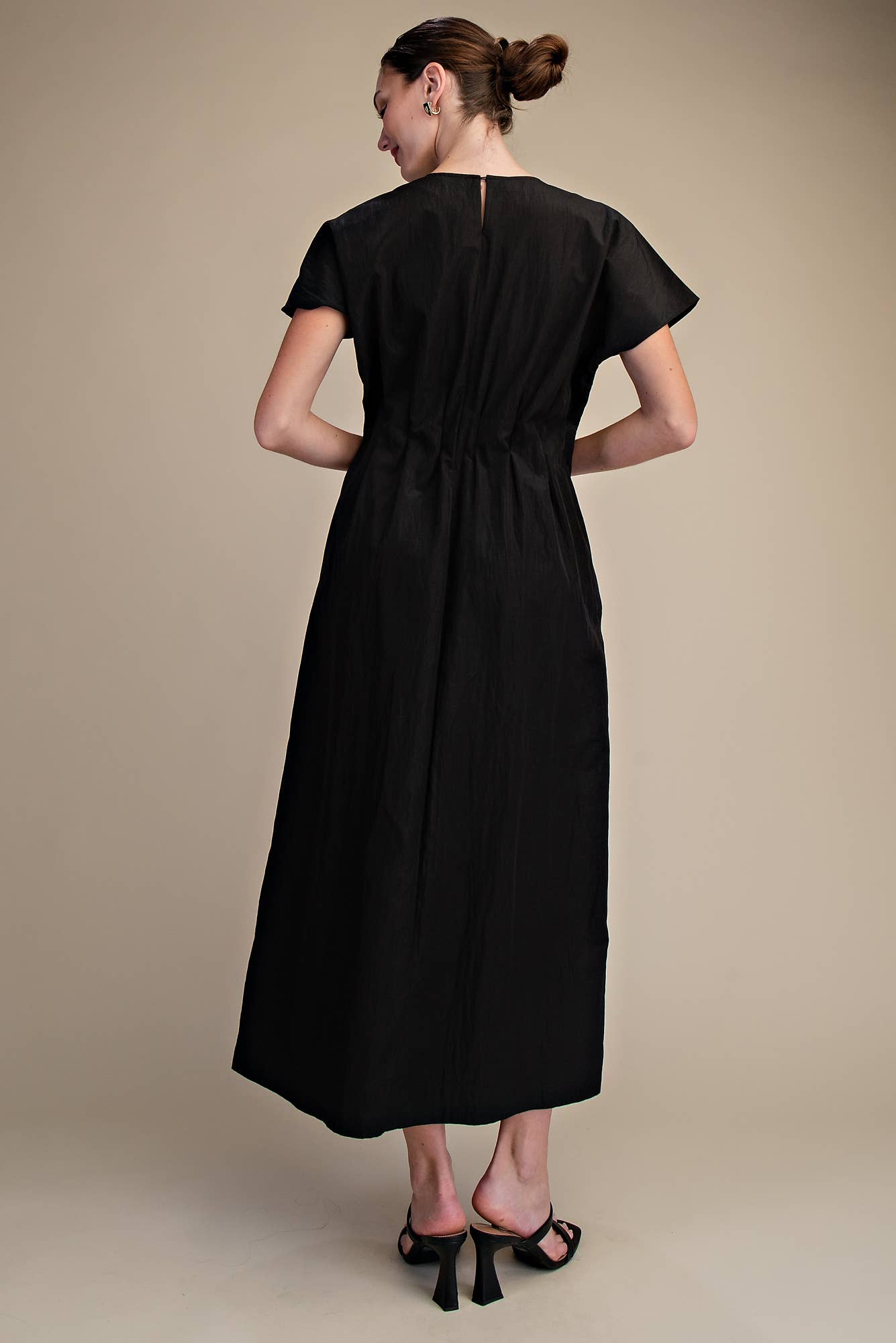 Round Neck Midi Dress