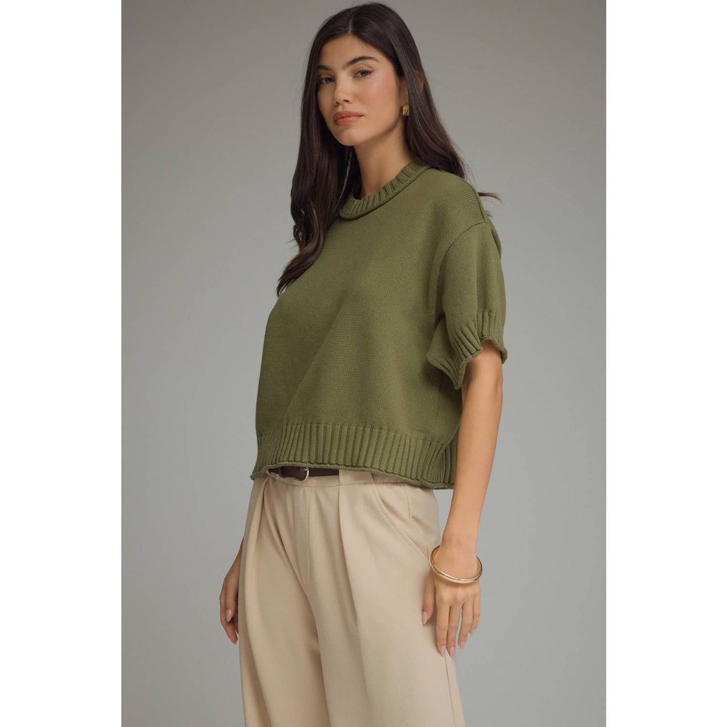 NEW Solid short sleeve knit top